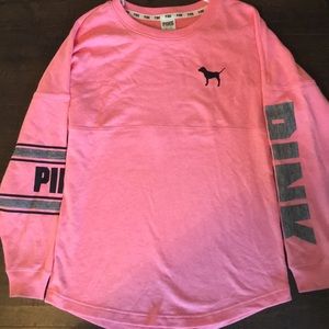 long sleeve hot pink sweatshirt